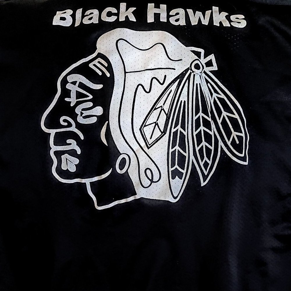Chicago blackhawks bakka sports long sleeve, #37